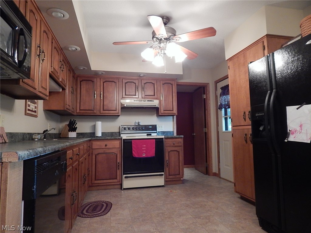 M & E Acres - Residential