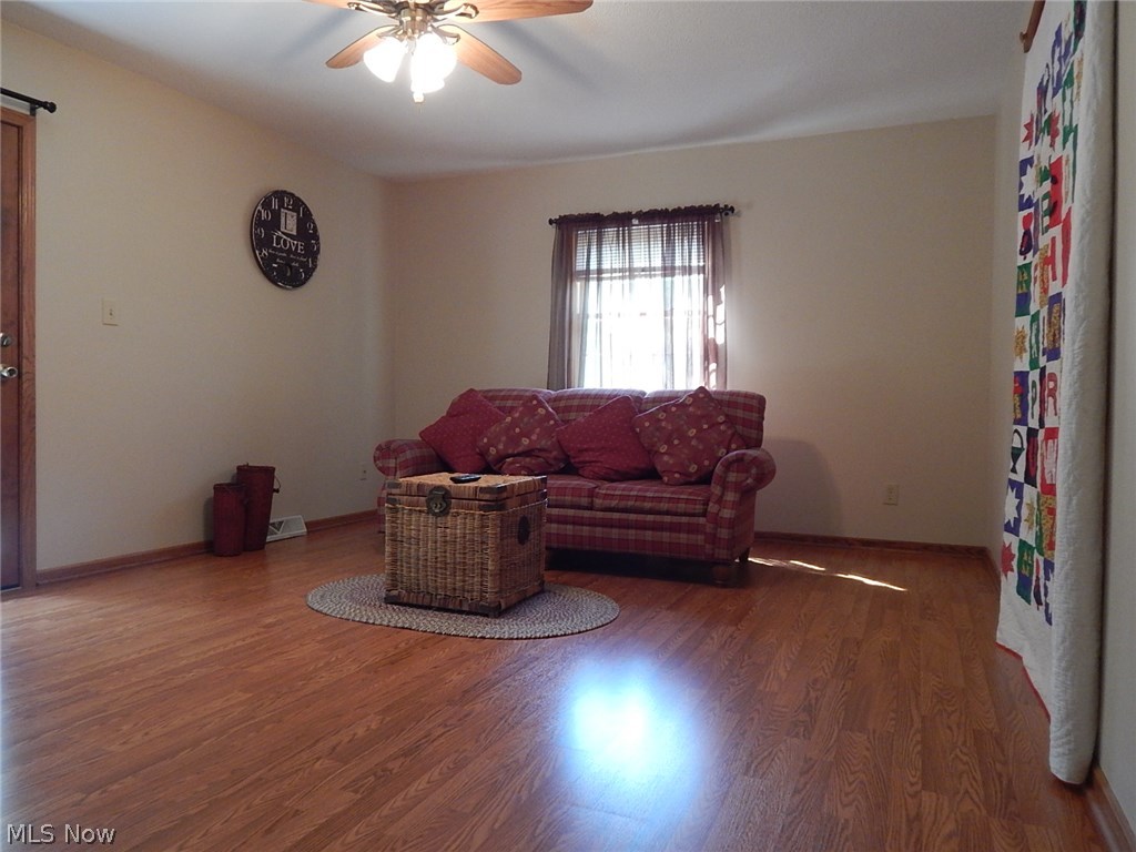 M & E Acres - Residential