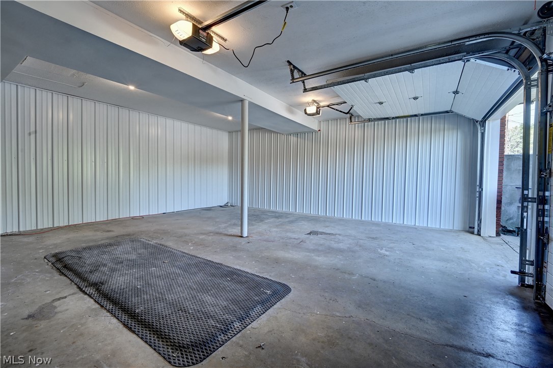 City/New Philadelphia - Residential