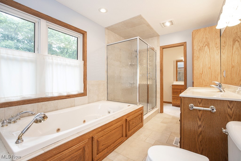 City/Willoughby Hills 01 - Residential