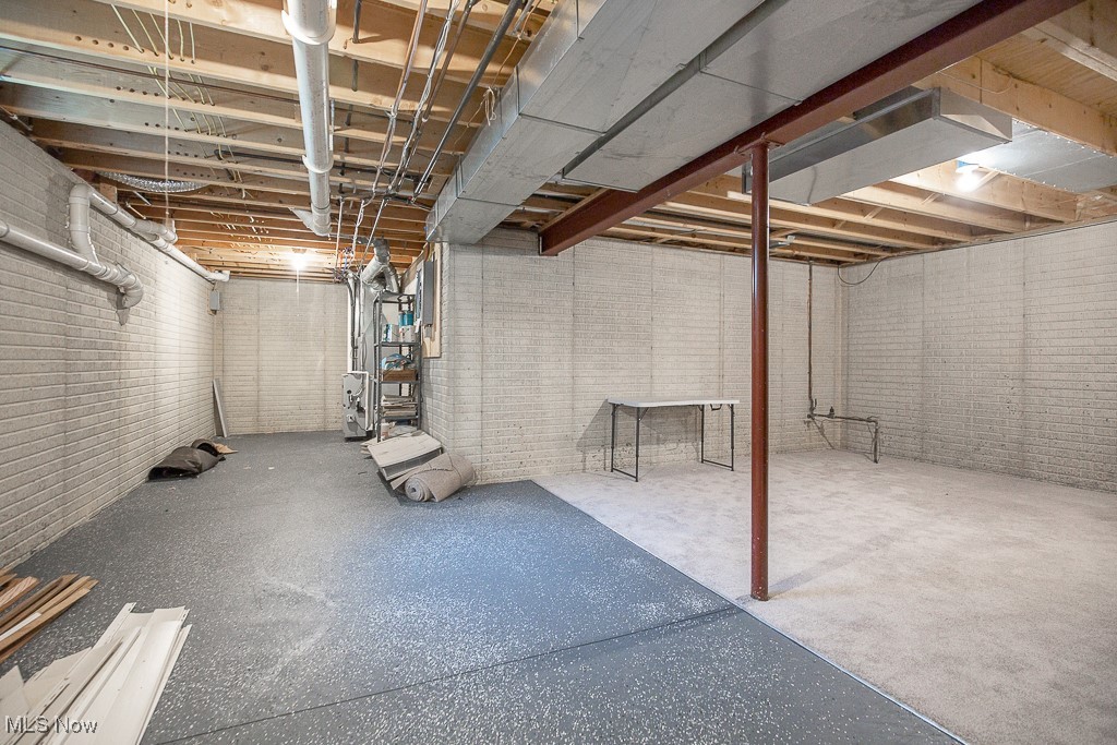 City/Willoughby Hills 01 - Residential