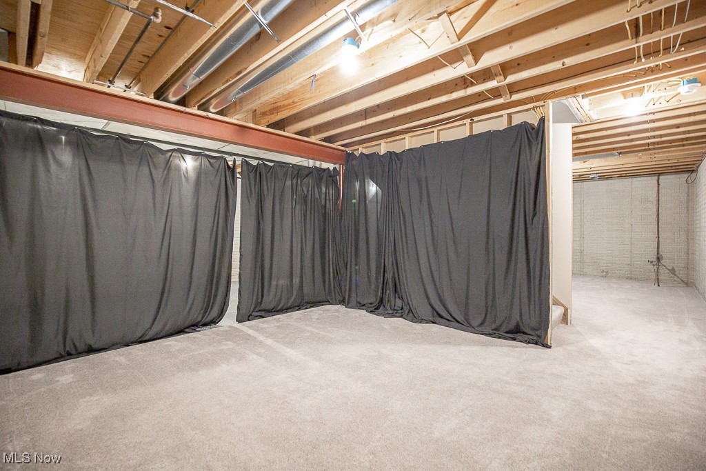 City/Willoughby Hills 01 - Residential