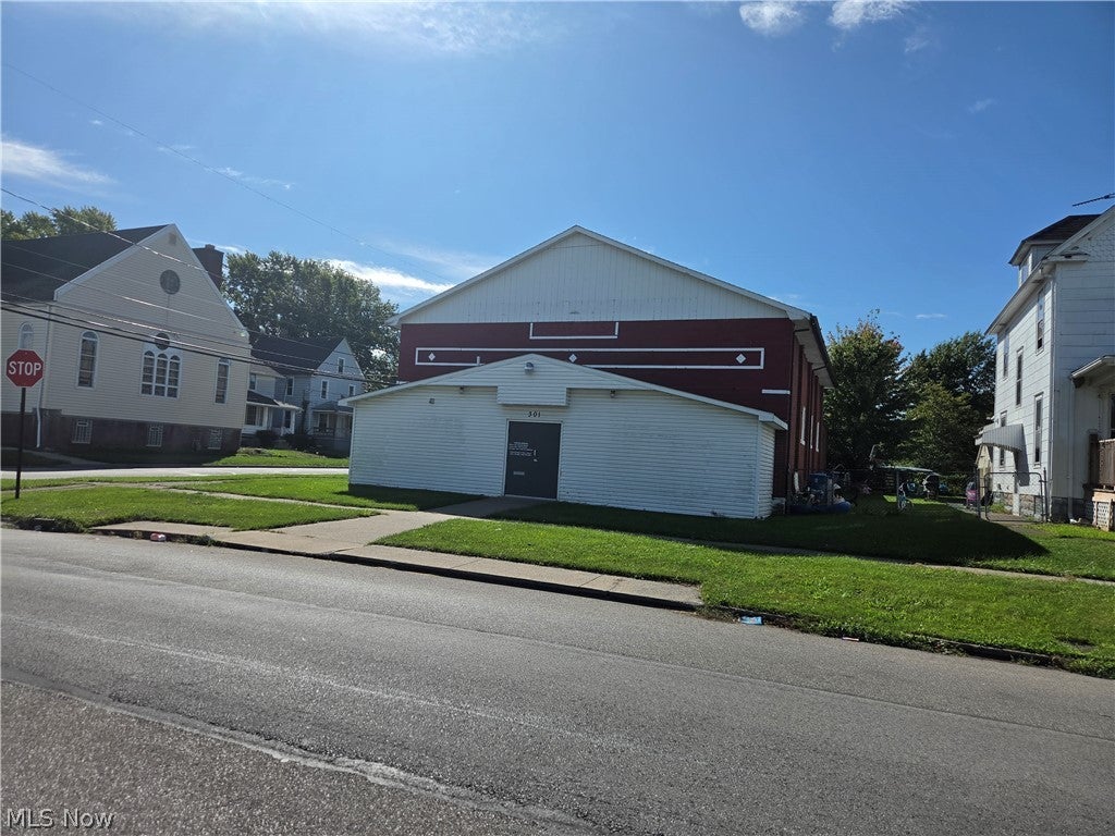 301 W 22nd Street