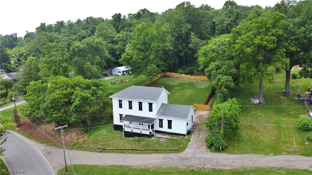 1521 Adamsville Road