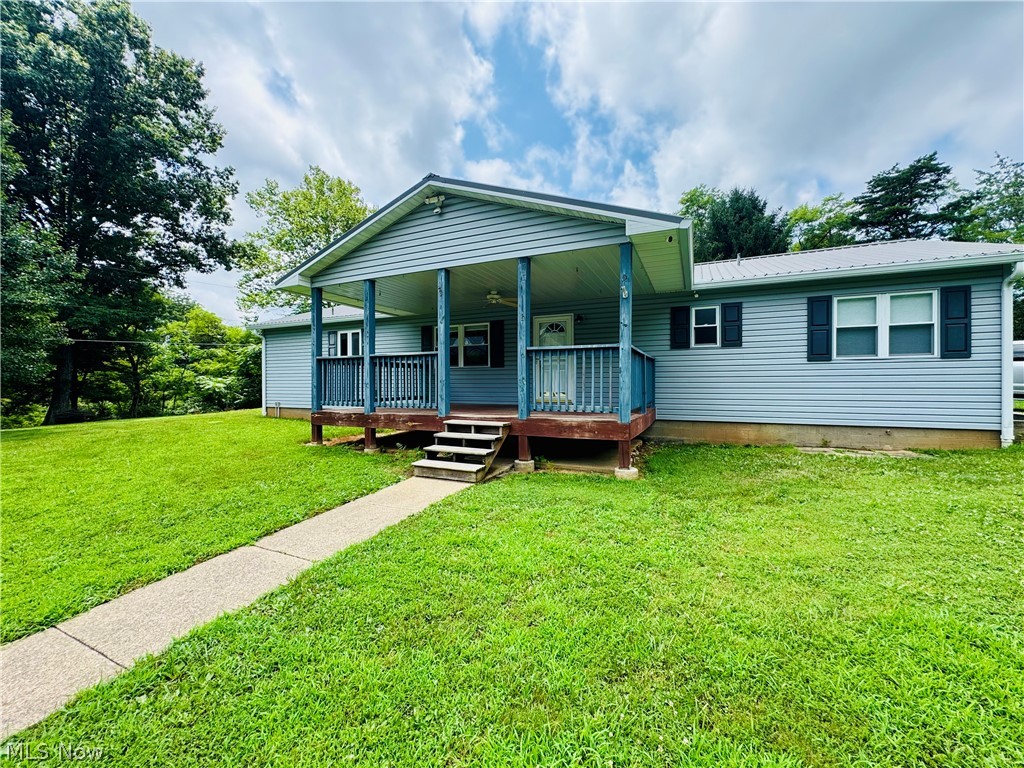30 Lakeview Drive - Photo 3