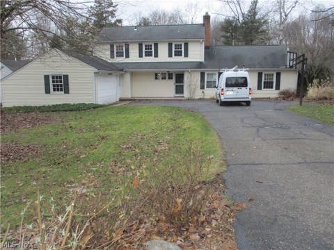 Homes For Rent - 17084 Sunset Drive<br/> Chagrin Falls, OH 44023