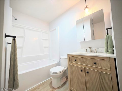 Tiny photo for 801 Heather Place, Belpre, OH 45714 (MLS # 5239370)