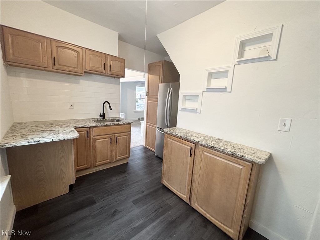 Land & Home Companys Sub #1 - Residential Lease