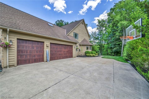 Tiny photo for 8536 Timber Trail, Brecksville, OH 44141 (MLS # 5216987)