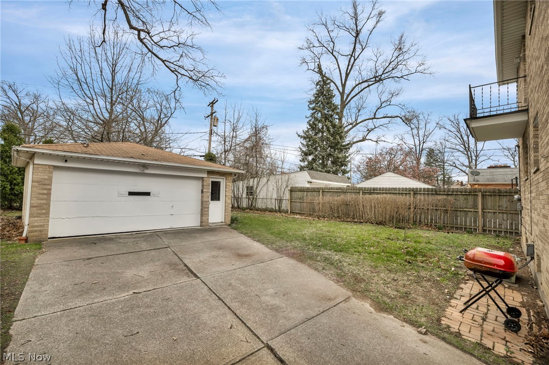 St Clair - Residential Income