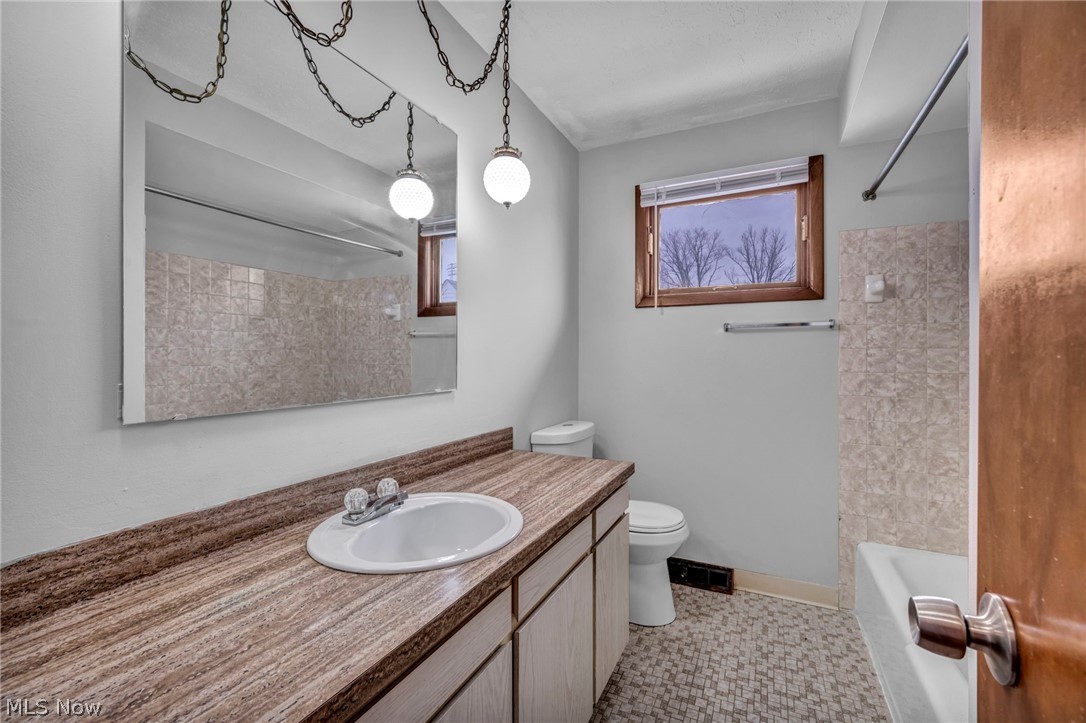 St Clair - Residential Income