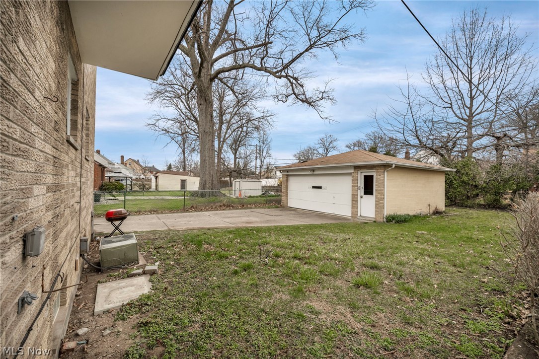 St Clair - Residential Income