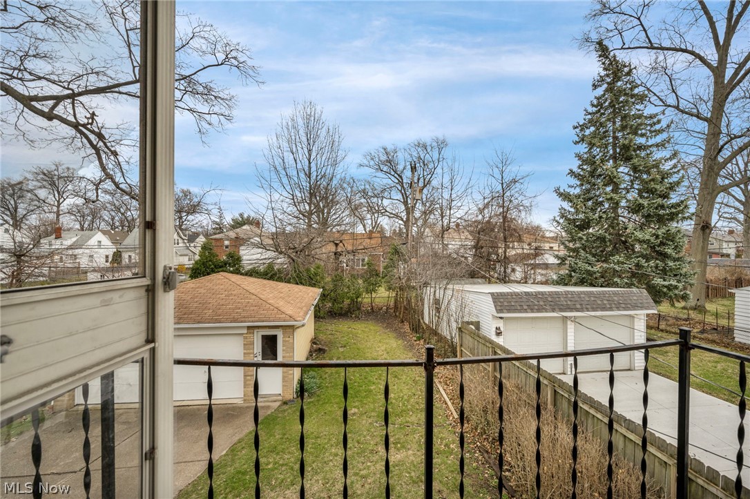 St Clair - Residential Income