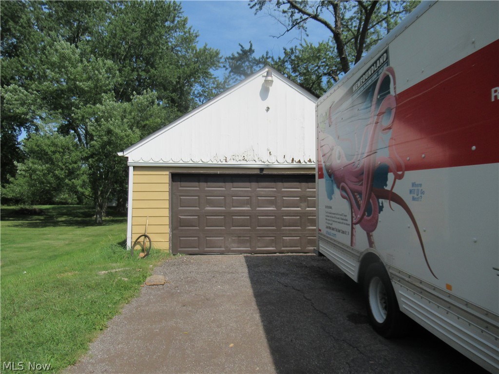 J H McCall Inc - Residential