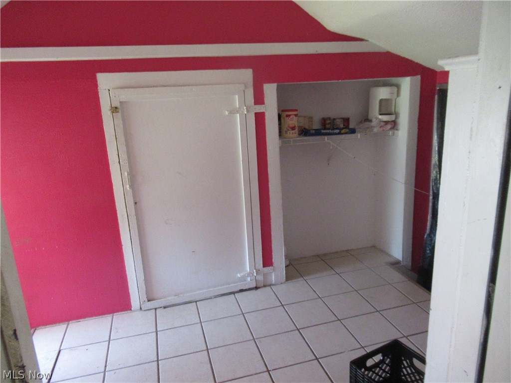 J H McCall Inc - Residential