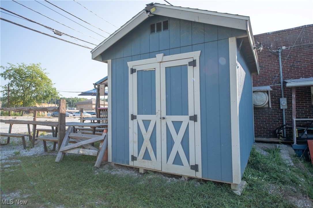 Village/Mineral City - Commercial Sale