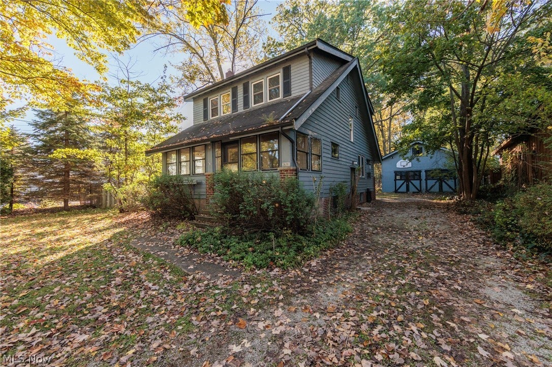 28391 Detroit Road