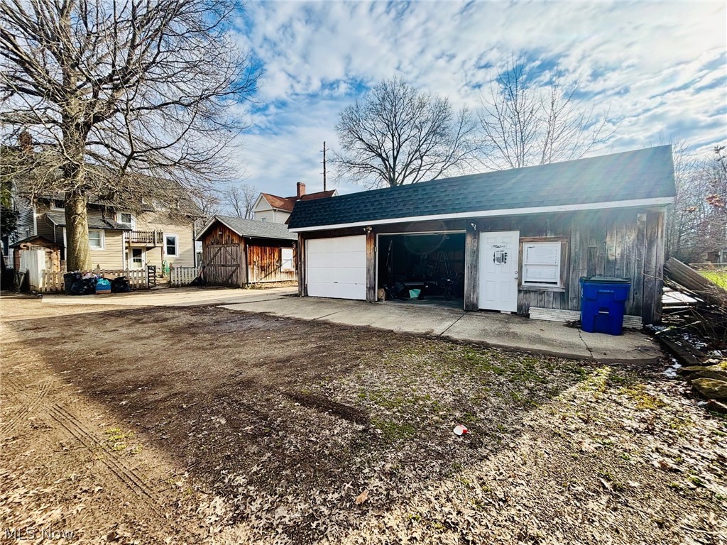 R Wood - Residential