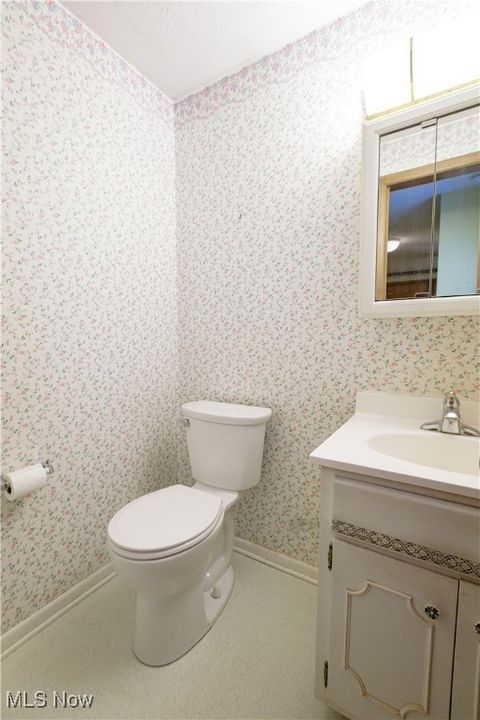 Tiny photo for 425 Providence Avenue SE, New Philadelphia, OH 44663 (MLS # 5178869)