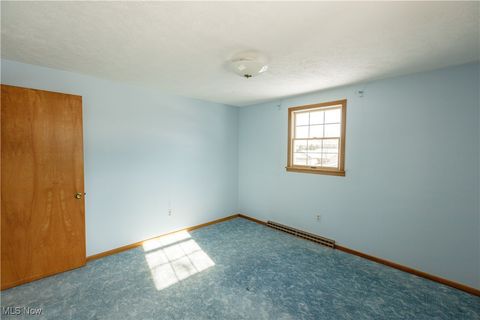 Tiny photo for 425 Providence Avenue SE, New Philadelphia, OH 44663 (MLS # 5178869)