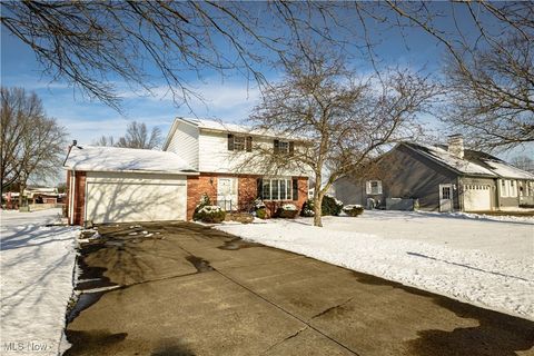 Photo of 425 Providence Avenue SE, New Philadelphia, OH 44663 (MLS # 5178869)