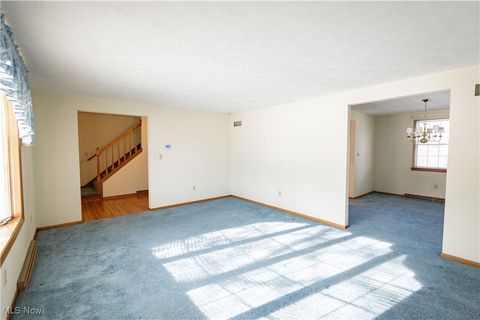 Tiny photo for 425 Providence Avenue SE, New Philadelphia, OH 44663 (MLS # 5178869)