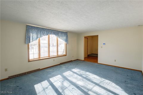 Tiny photo for 425 Providence Avenue SE, New Philadelphia, OH 44663 (MLS # 5178869)