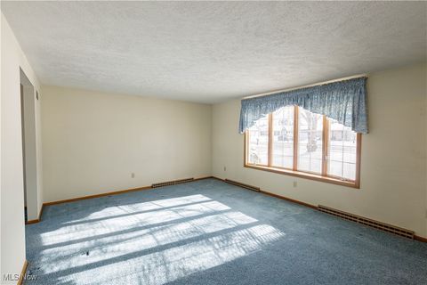 Tiny photo for 425 Providence Avenue SE, New Philadelphia, OH 44663 (MLS # 5178869)