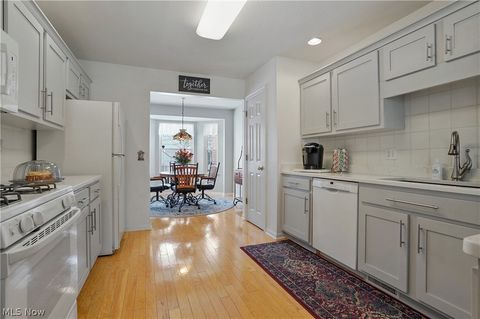 Tiny photo for 421 W Reserve Drive #82, Cuyahoga Falls, OH 44223 (MLS # 5187230)