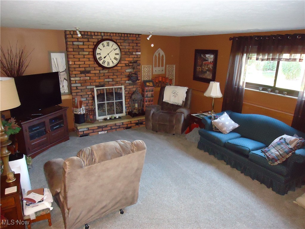 Hickory Hill - Residential