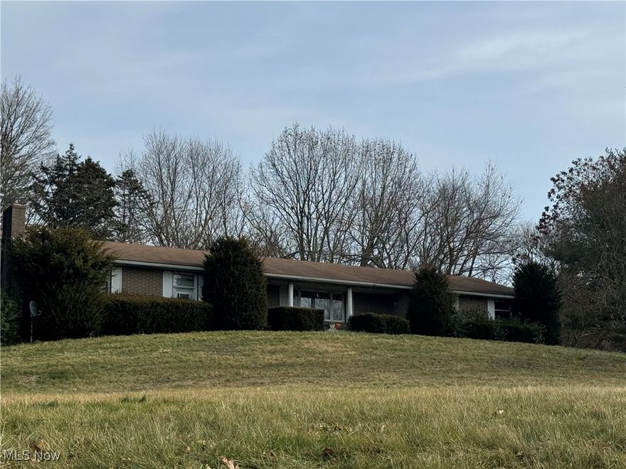 This is an ONLINE ONLY foreclosure sale. There are NO SHOWINGS. Deposit due by wire transfer within 48 upon conclusion . Cash deal; funding must take place within 30 days of confirmation of sale. 5% Buyer’s Premium shall apply. Subject to postponement and cancellation. Full terms and conditions at online registration.