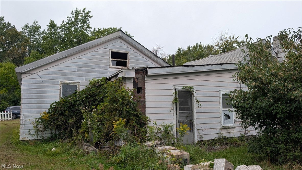 381 Avon Avenue