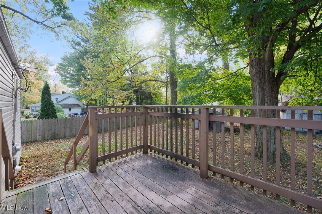 Madison Golf Lakelands - Residential