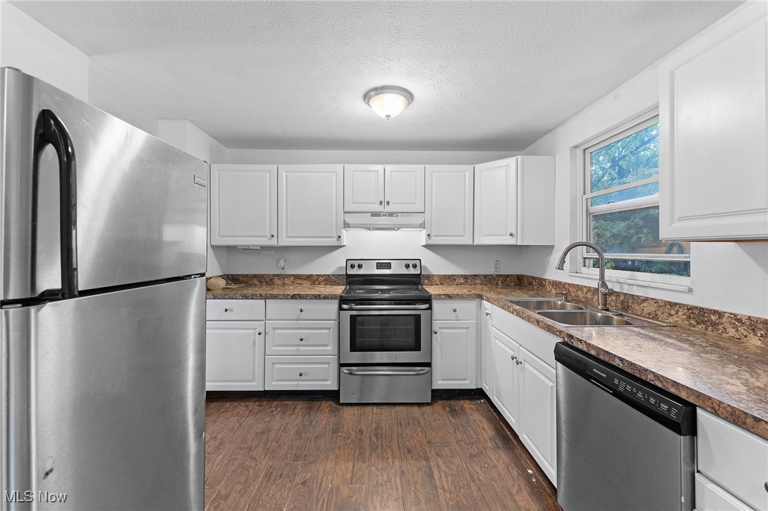 Madison Golf Lakelands - Residential