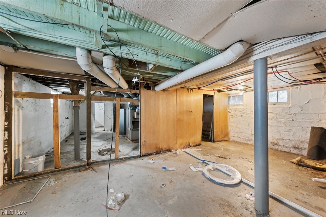 Southerly Line/Gay Ave - Residential Income