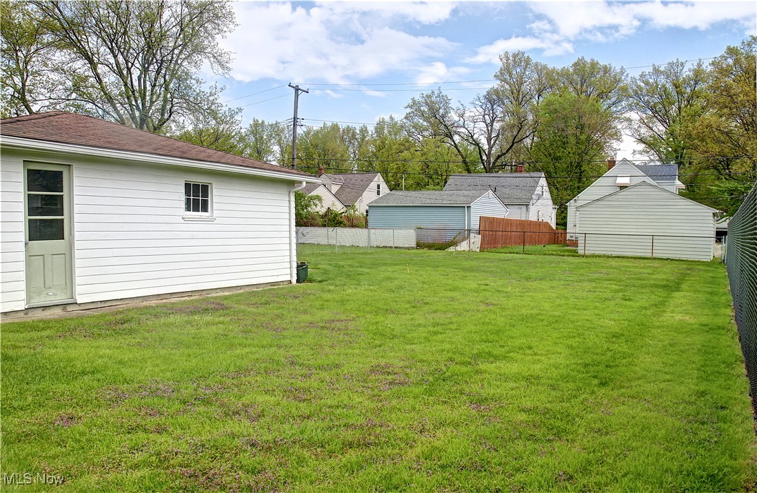 273 E 315th Street, Willowick, Ohio image 32