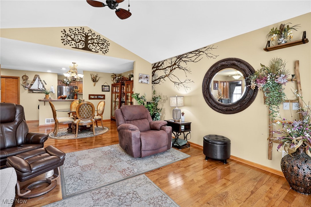 Commons/Vlgs/Wetherington Condo - Residential