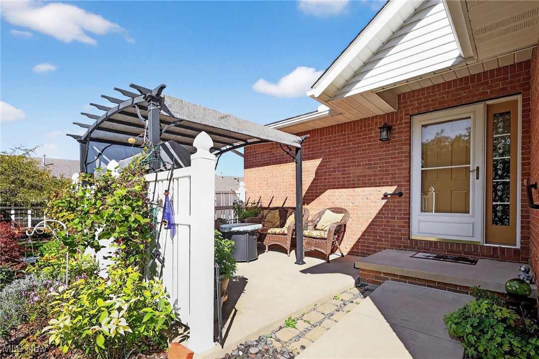 Commons/Vlgs/Wetherington Condo - Residential