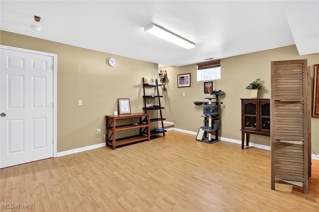 Commons/Vlgs/Wetherington Condo - Residential