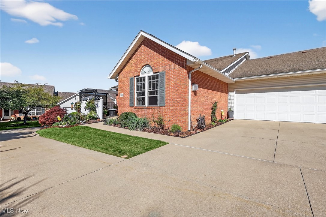 Commons/Vlgs/Wetherington Condo - Residential