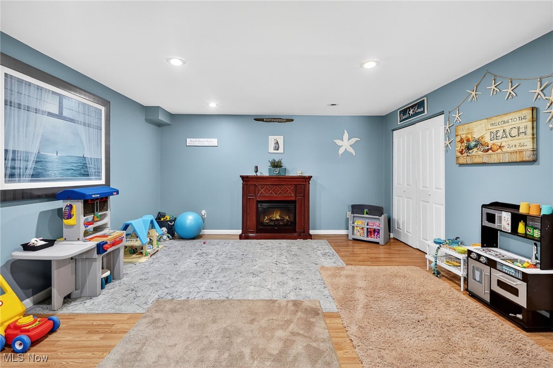 Commons/Vlgs/Wetherington Condo - Residential