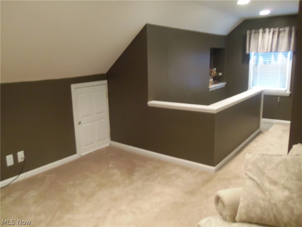 Laura E Sladden - Residential