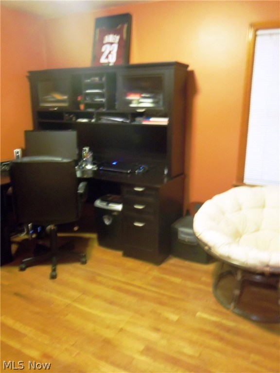 Laura E Sladden - Residential