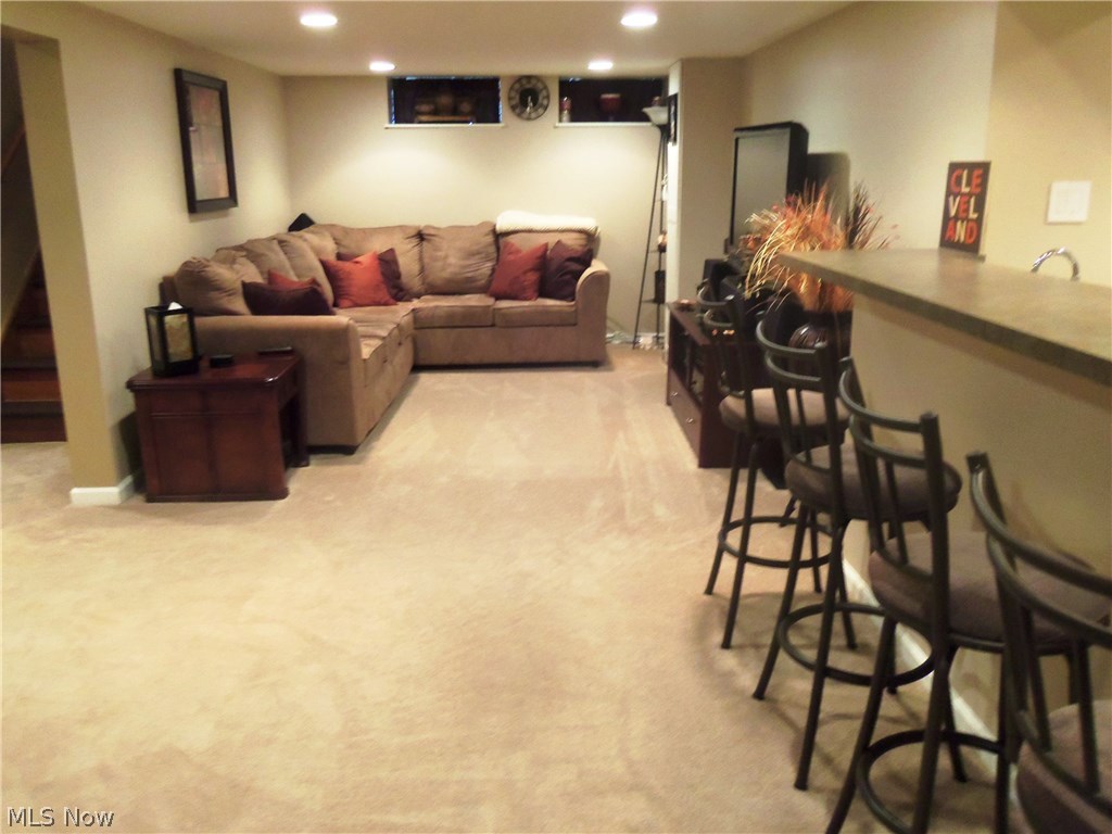 Laura E Sladden - Residential