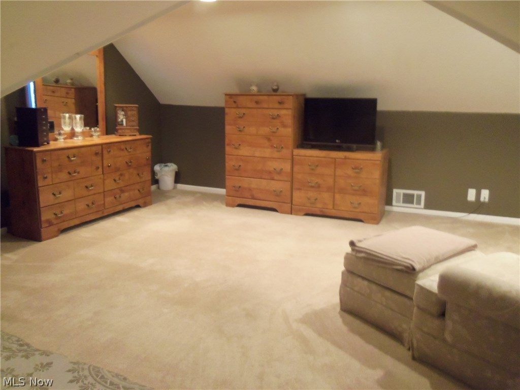 Laura E Sladden - Residential