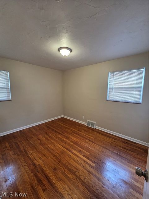 Tiny photo for 472 E 222nd Street, Euclid, OH 44123 (MLS # 5221918)