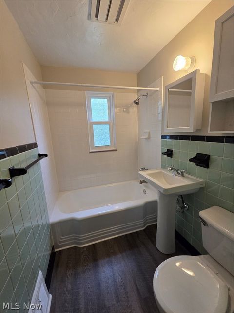 Tiny photo for 472 E 222nd Street, Euclid, OH 44123 (MLS # 5221918)