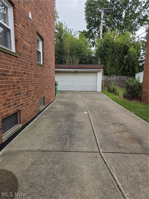 Tiny photo for 472 E 222nd Street, Euclid, OH 44123 (MLS # 5221918)