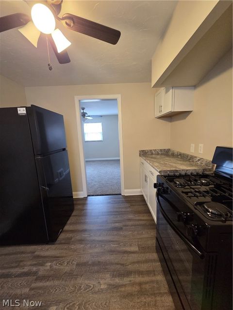 Tiny photo for 472 E 222nd Street, Euclid, OH 44123 (MLS # 5221918)