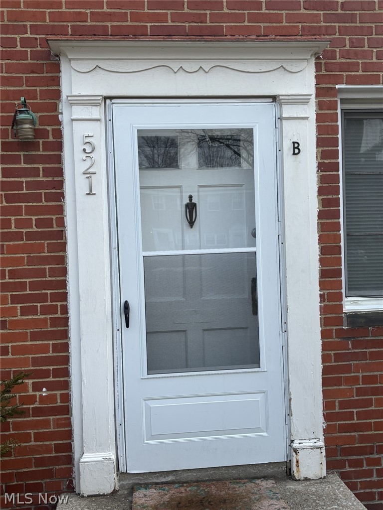 521 Kenwood Drive B-5